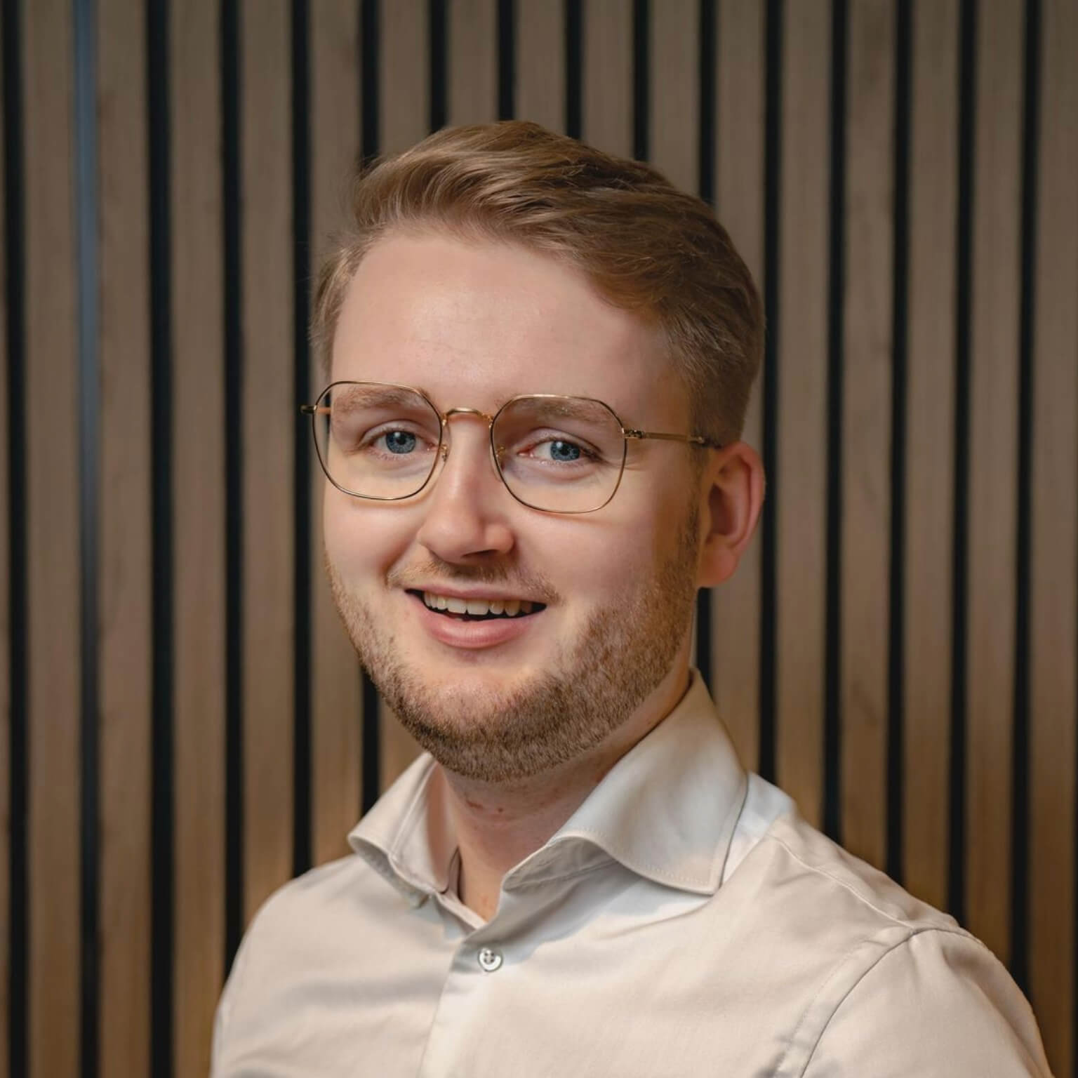 Contact person avatar